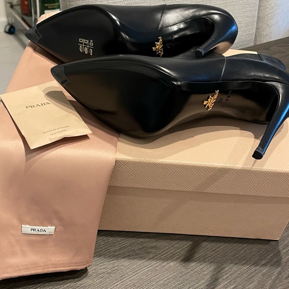Prada booties size 40 - Picture 4 of 10
